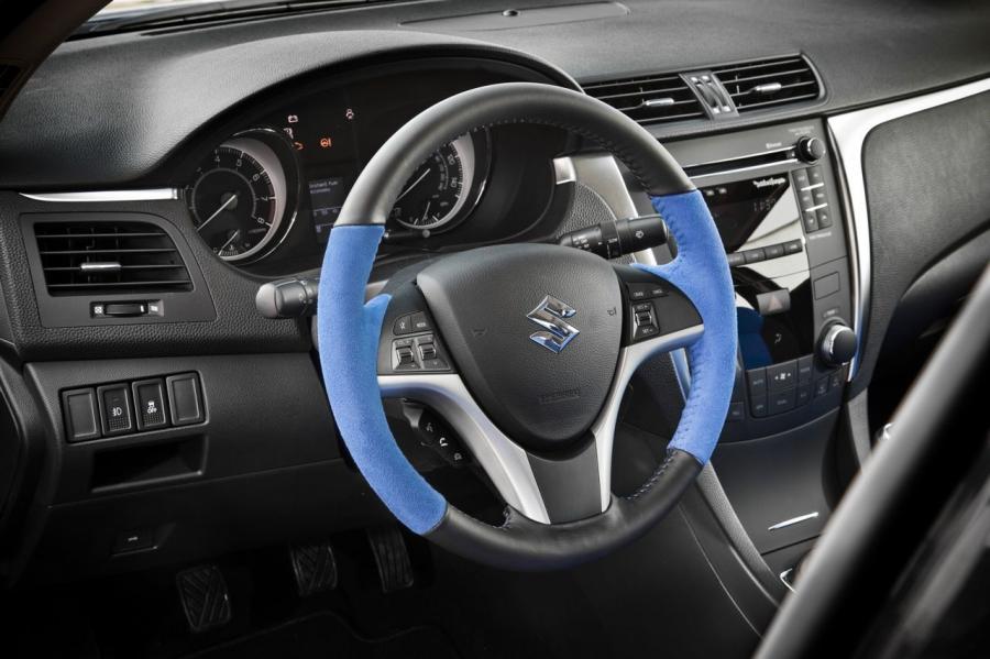  Suzuki Kizashi Concept by Apex 2011 года  (фото 25 из 30)